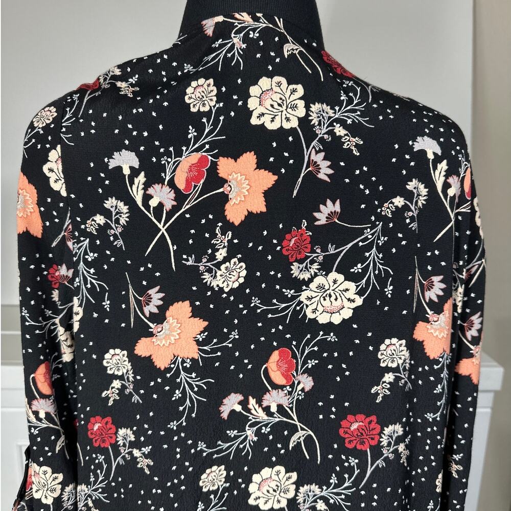 Torrid Floral Crepe Open Kimono Piano Fringe Roll Tab Sleeves Top Black Sz L - Picture 8 of 14
